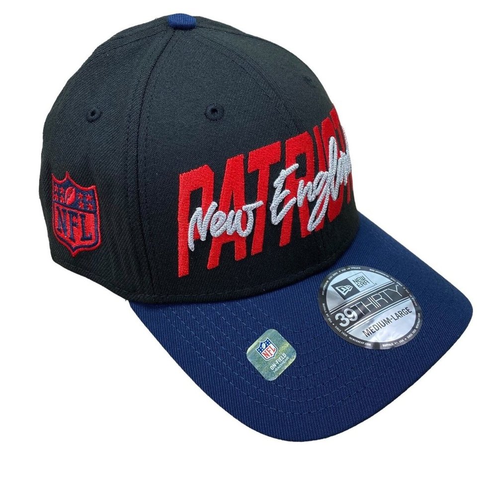 New Era New England Patriots NFL ‘22 Draft 39THIRTY Black Red Flex Cap Med/Large
